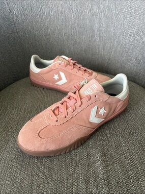 Converse Run Star Trainer “Flamingo Fade” Low Tops